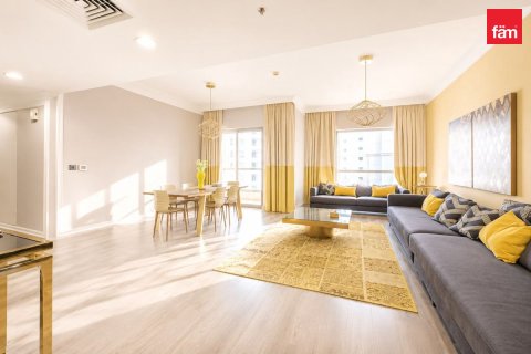 Apartment de 3 dormitorios en Dubai, UAE No. 208120