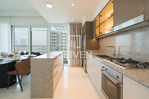 2 غرف نوم شقة في EMAAR Beachfront, الإمارات العربية المتحدة رقم 191814 5