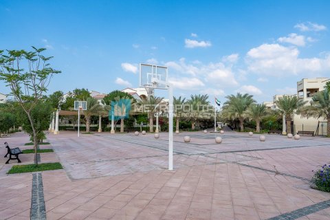 Townhouse de 3 chambres à Abu Dhabi, UAE No. 131109 14