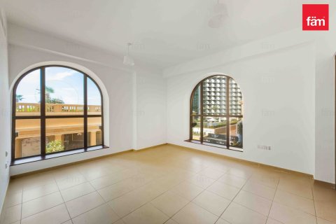 3 bedrooms Apartment in Dubai, UAE No. 205037