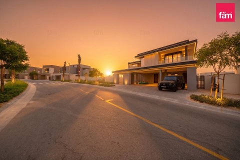 5 bedrooms Villa in Jebel Ali, UAE No. 205036