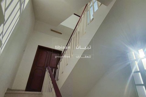 Villa de 9 dormitorios en Muscat, Oman No. 53324 5