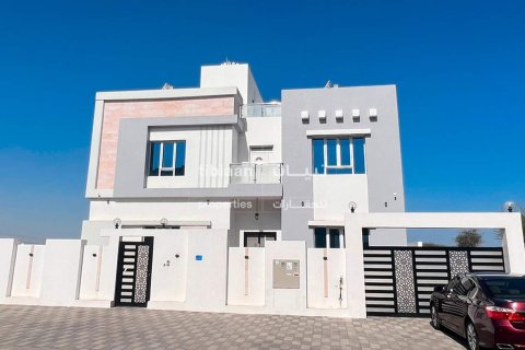 5 bedrooms Twin Villa in Bawshar, Oman No. 53322