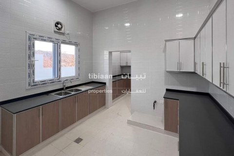 4 bedrooms Twin Villa in Bawshar, Oman No. 53321 5
