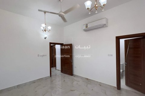 4 bedrooms Twin Villa in Bawshar, Oman No. 53321 6