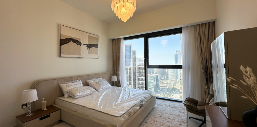 Appartement de 2 chambres à Dubai, UAE No. 17317