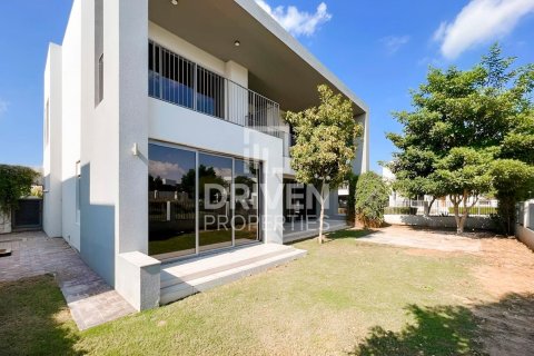 Вилла с 5 спальнями в Sidra Villas, ОАЭ №202598