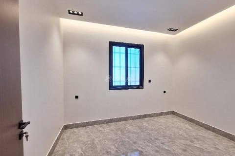 Villa de 5 dormitorios en Riyadh, Saudi Arabia No. 60144 12