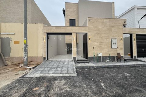 6 bedrooms Apartment in Riyadh, Saudi Arabia No. 60147