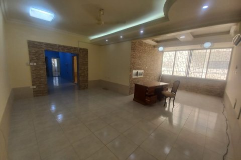Appartement de 2 chambres à Ruwi, Oman No. 54684 3