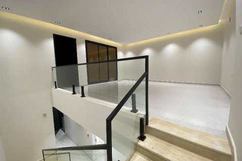 4 bedrooms Apartment in Riyadh, Saudi Arabia No. 60295 10