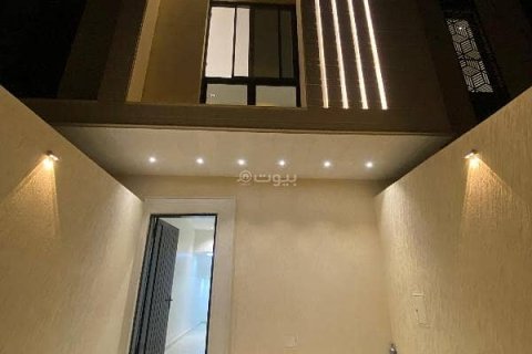 4 bedrooms Apartment in Riyadh, Saudi Arabia No. 60295