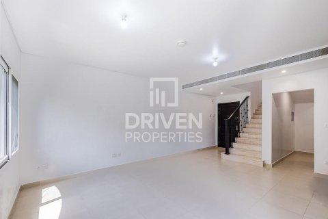 3 bedrooms Villa in Casa Dora, UAE No. 206308