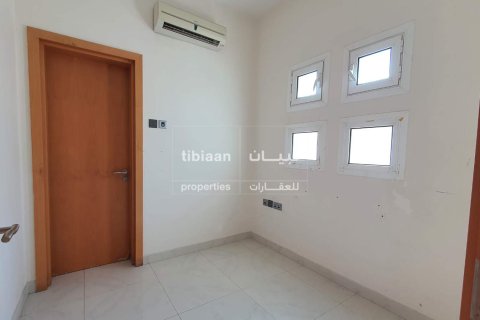 Villa de 3 chambres à Muscat, Oman No. 53893 8