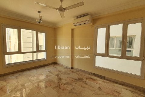Apartment de 2 dormitorios en Bawshar, Oman No. 53897 4