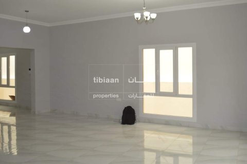 5 bedrooms Villa in As Sib, Oman No. 53892 6