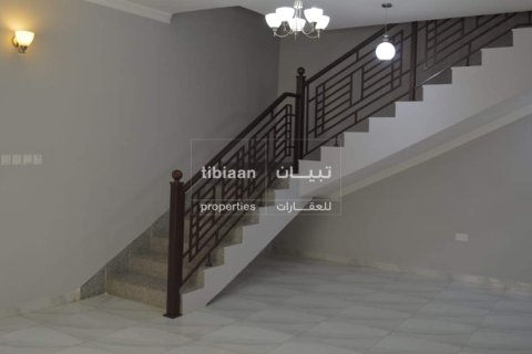 5 bedrooms Villa in As Sib, Oman No. 53892 3