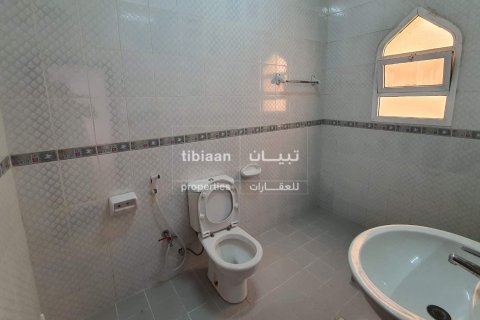 Apartment de 2 dormitorios en As Sib, Oman No. 53898 6