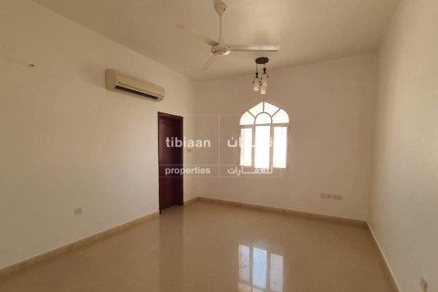 Apartment de 2 dormitorios en As Sib, Oman No. 53898 3