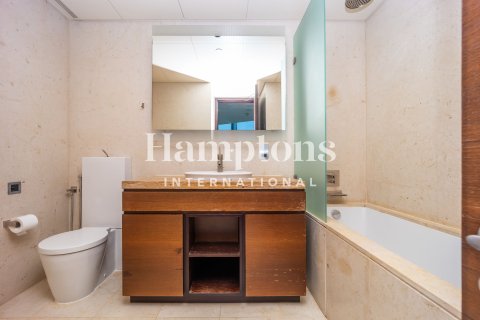 2 bedrooms Apartment in Burj Khalifa, UAE No. 165125 22