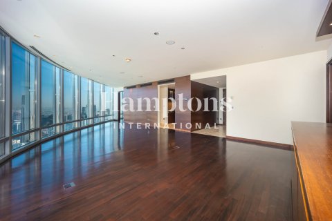 2 bedrooms Apartment in Burj Khalifa, UAE No. 165125 8