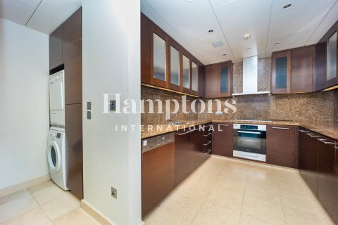 2 bedrooms Apartment in Burj Khalifa, UAE No. 165125 5