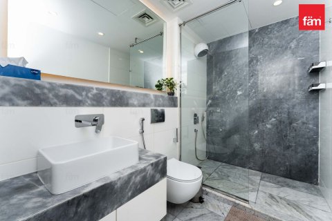 1 bedroom Apartment in Business Bay, UAE No. 165263 16
