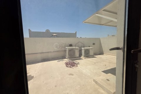 Villa de 4 chambres à Diyar Al Muharraq, Bahrain No. 109415 8