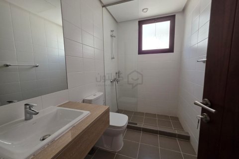 Villa de 4 chambres à Diyar Al Muharraq, Bahrain No. 109415 10