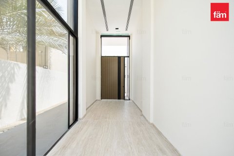4 bedrooms Villa in Al Barsha, UAE No. 187486 25
