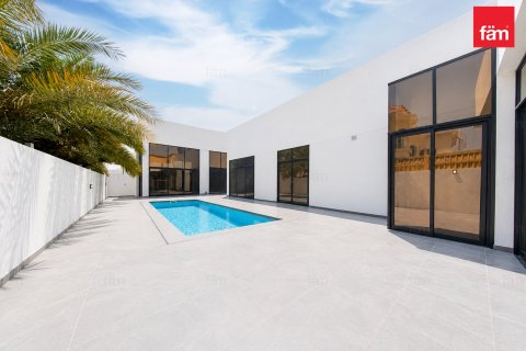 4 bedrooms Villa in Al Barsha, UAE No. 187486 13