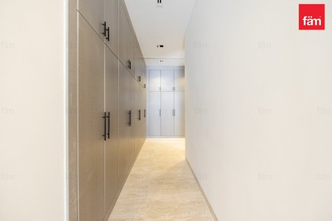 4 bedrooms Villa in Al Barsha, UAE No. 187486 9