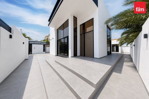 4 bedrooms Villa in Al Barsha, UAE No. 187486