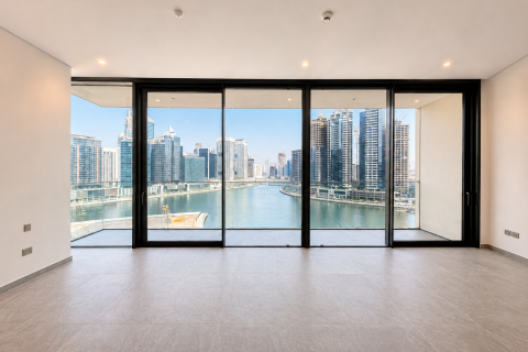 3 bedrooms Apartment in Dubai, UAE No. 205767