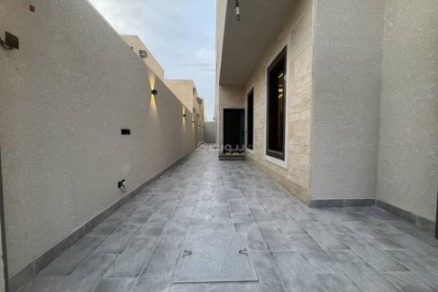 Apartment de 3 dormitorios en Riyadh, Saudi Arabia No. 61120 3
