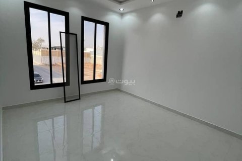 4 bedrooms Villa in Riyadh, Saudi Arabia No. 61124 6