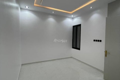 4 bedrooms Villa in Riyadh, Saudi Arabia No. 61124 14