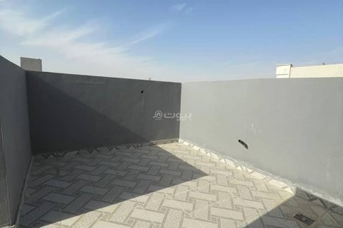 4 bedrooms Villa in Riyadh, Saudi Arabia No. 61124 3