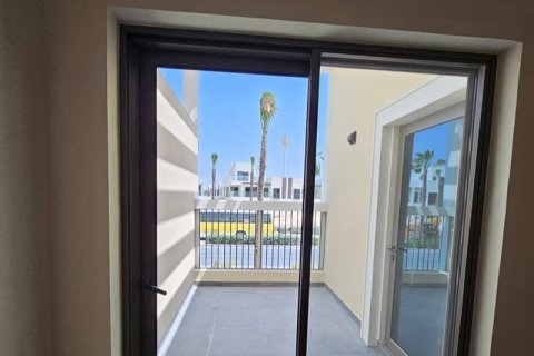 4 bedrooms Townhouse in Damac Lagoons, UAE No. 187633 10