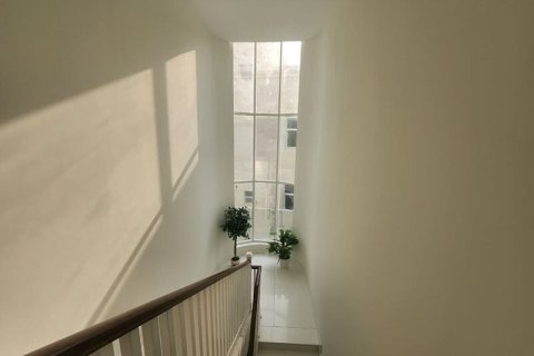5 bedrooms Villa in Nadd Al Sheba, UAE No. 187636 10
