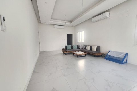 5 bedrooms Villa in Nadd Al Sheba, UAE No. 187636 7