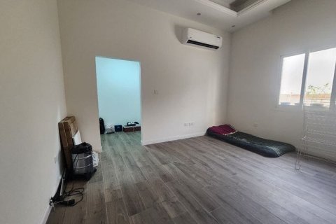 5 bedrooms Villa in Nadd Al Sheba, UAE No. 187636 12