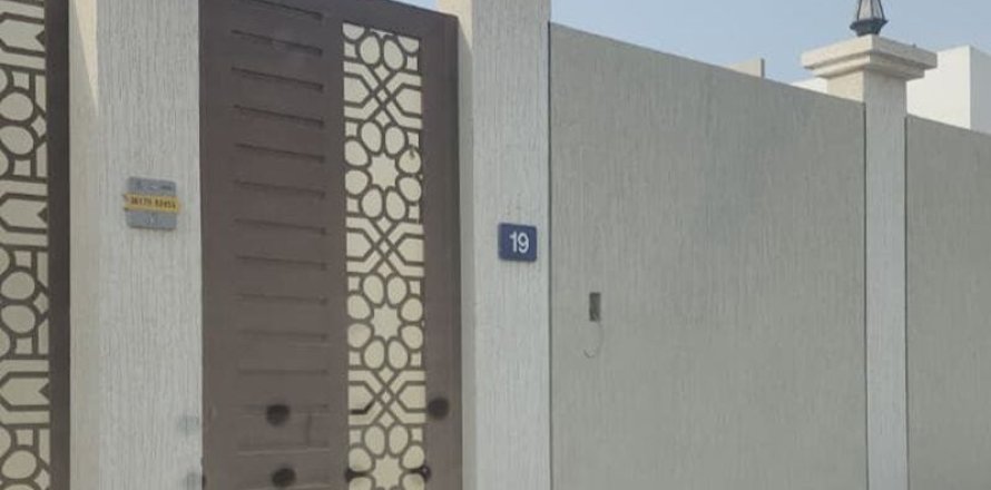 5 bedrooms Villa in Nadd Al Sheba, UAE No. 187636