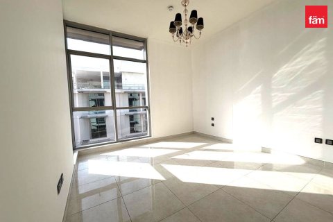 2 bedrooms Apartment in Dubai, UAE No. 167622