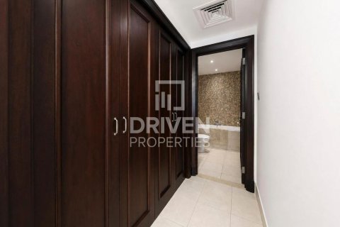 Apartment de 2 dormitorios en Downtown Dubai (Downtown Burj Dubai), UAE No. 193827 3