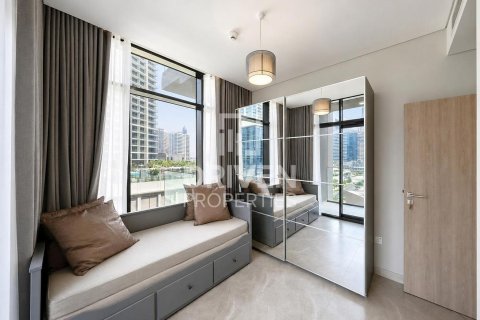 Apartment de 2 dormitorios en Business Bay, UAE No. 193828 3
