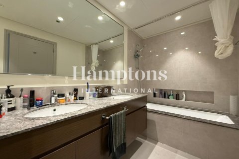 2 bedrooms Apartment in Downtown Dubai (Downtown Burj Dubai), UAE No. 163930