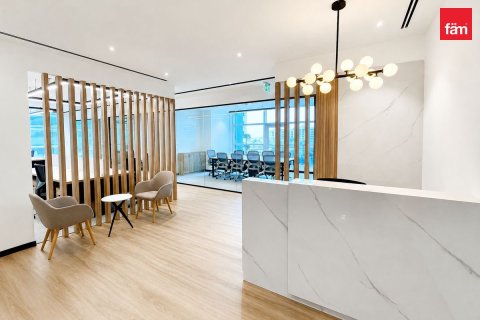228.3m² Office in Dubai, UAE No. 187775