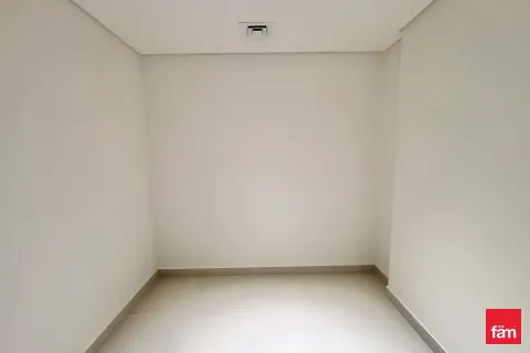 2 bedrooms Apartment in Dubai, UAE No. 165107 10