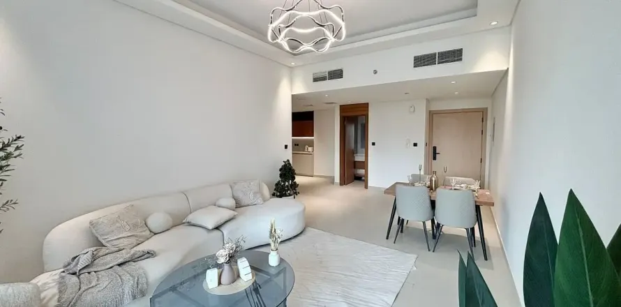 2 bedrooms Apartment in Dubai, UAE No. 165107